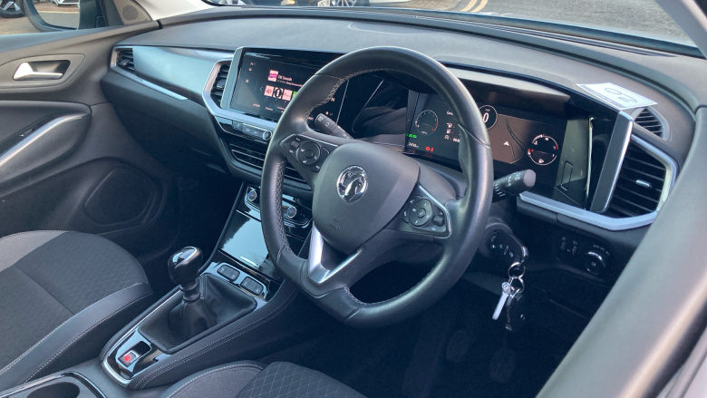 Vauxhall Grandland 1.2 Turbo SRi 5dr Petrol Hatchback